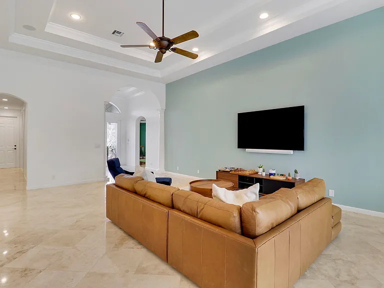 236 Carina Dr — Photo 11