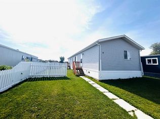 19 N Eastbrook Dr E, Brooks, AB T1R 0H9