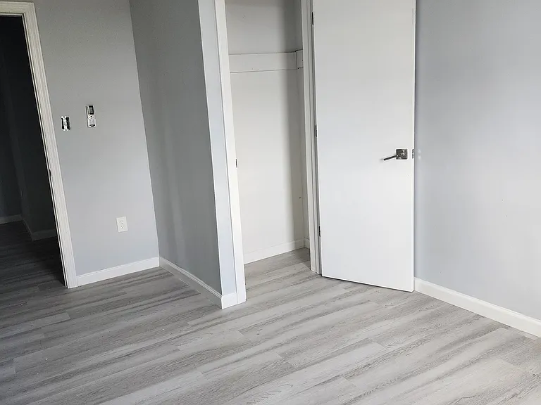 33 Saint Josephs Ave #3-F — Photo 6