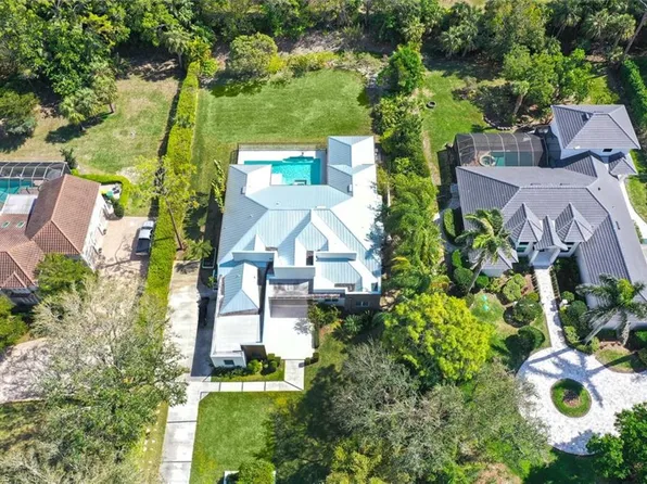 9240 The LN, NAPLES, FL 34109