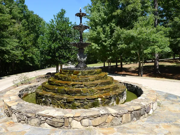 8C-9C Cross Creek Rd #2C, Alexander City, AL 35010