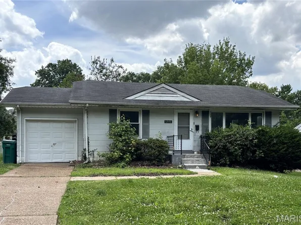 1246 Darr Dr, Saint Louis, MO 63137