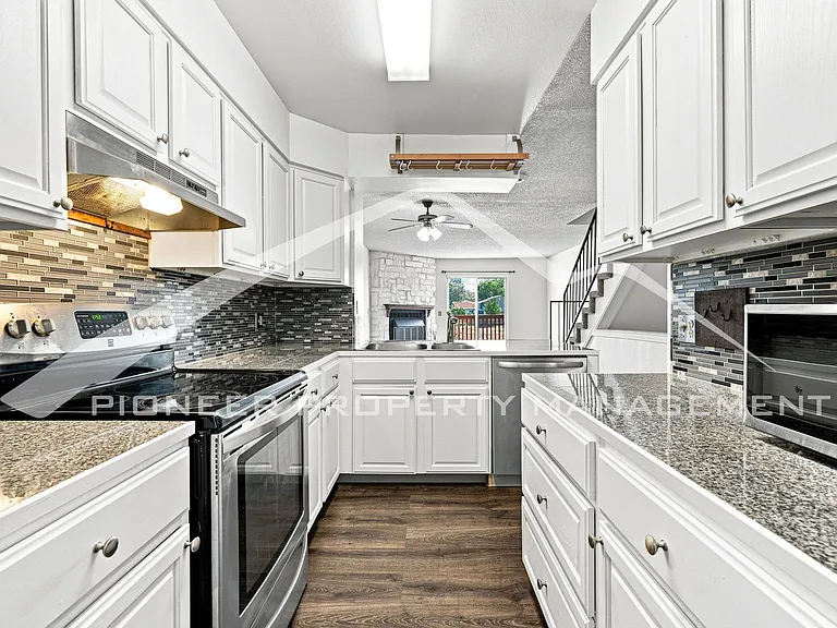 1234 S Idalia St — Photo 3