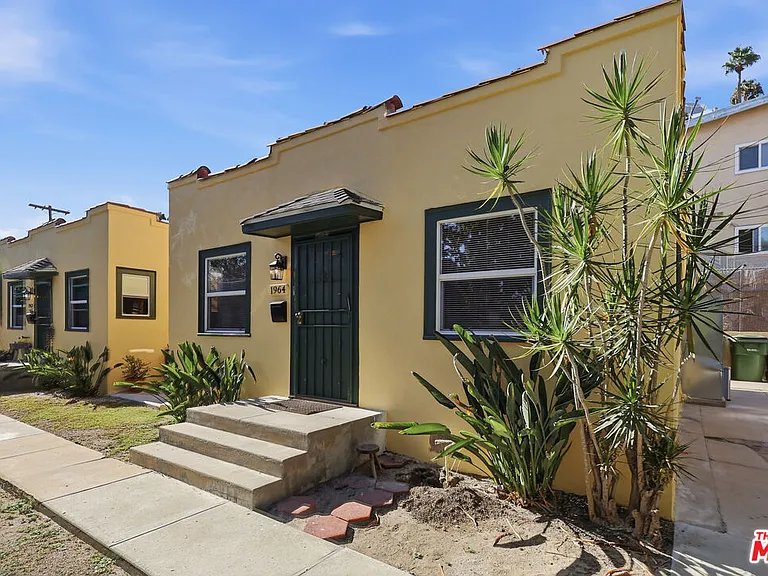 1964 Dracena Dr — Photo 26