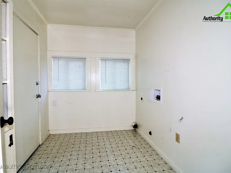1141 Magnolia Ave — Photo 16