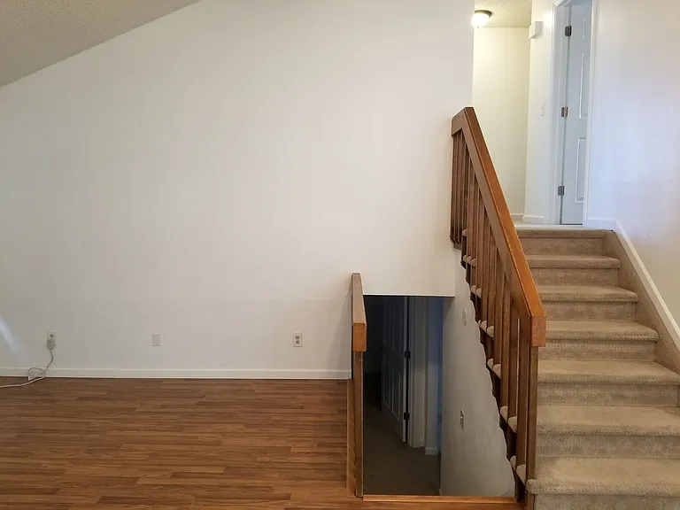 2836 Troxell Ave — Photo 31