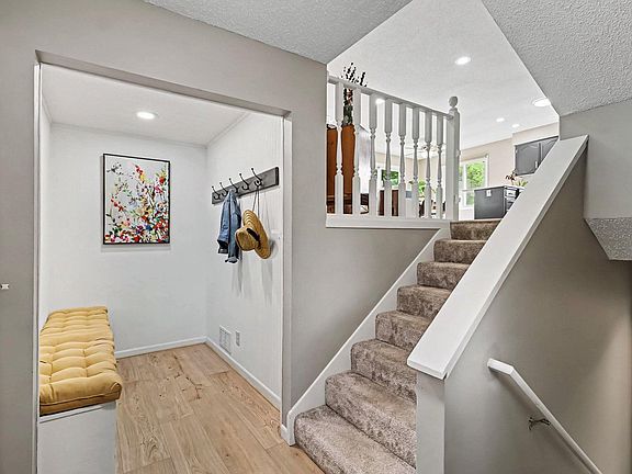 4th image of 5675 W 137th St