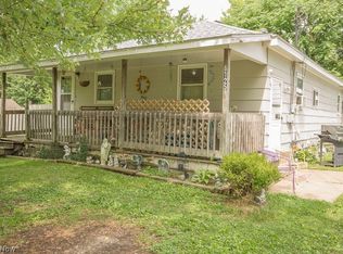 6125 Antrim Rd, Elyria, OH 44035