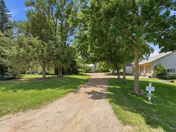 7485 Greenfield Rd, Loretto, MN 55357