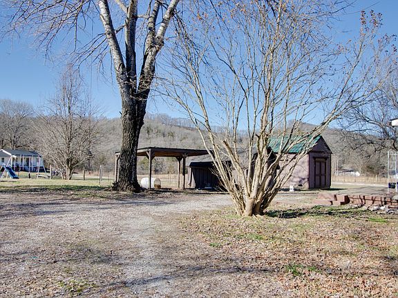 5th image of 3 Douglas Ln