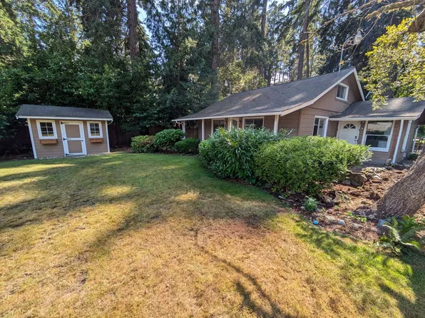 10121 Lake Steilacoom Dr SW, Lakewood, WA 98498
