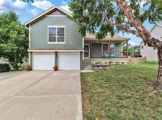 2905 Rolling Hills Dr, Platte City, MO 64079