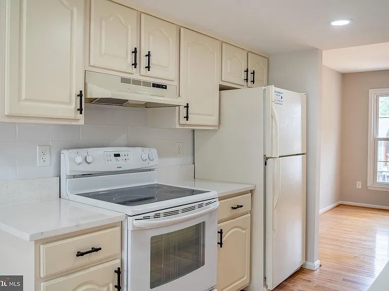 3970 Bradwater St — Photo 12