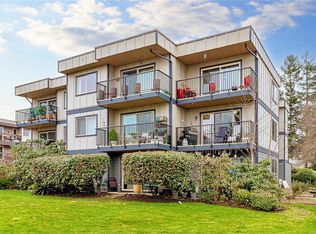 2427 Amherst Ave #101, Sidney, BC