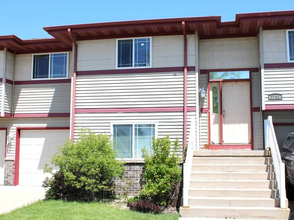 2750 Hazelnut Trl, Sun Prairie, WI 53590