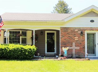 1913 Speaker Rd, Evansville, IN 47712