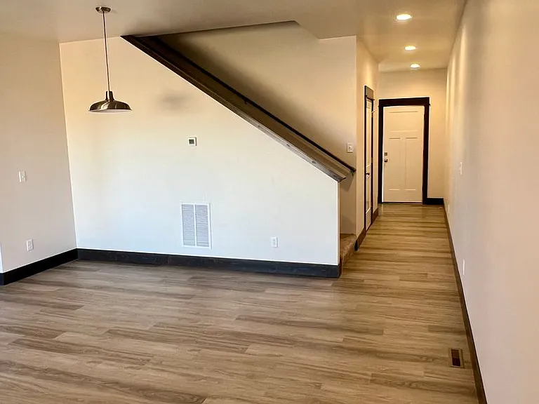2021 Windjammer Way #B — Photo 16