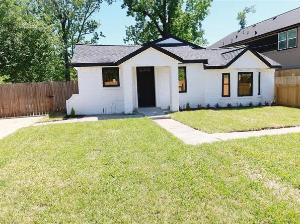 8414 De Priest St, Houston, TX 77088