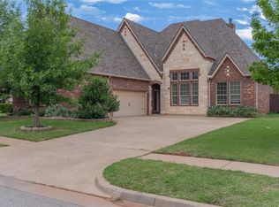 6013 NW 162nd St, Edmond, OK 73013