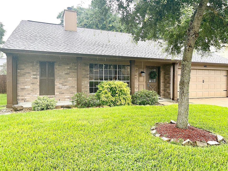 1st image of 21215 Park Valley Dr
