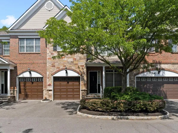4103 Lexington Ct, Cherry Hill, NJ 08002