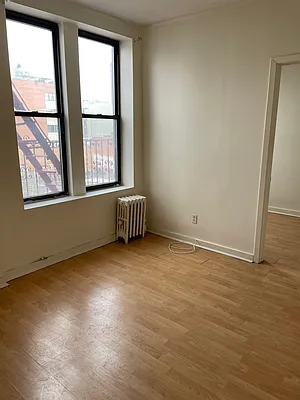 Rented by Corcoran | media 23