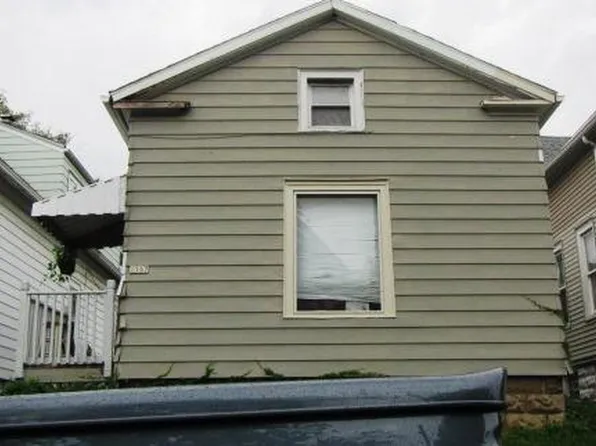 1567 S 30th St, Milwaukee, WI 53215