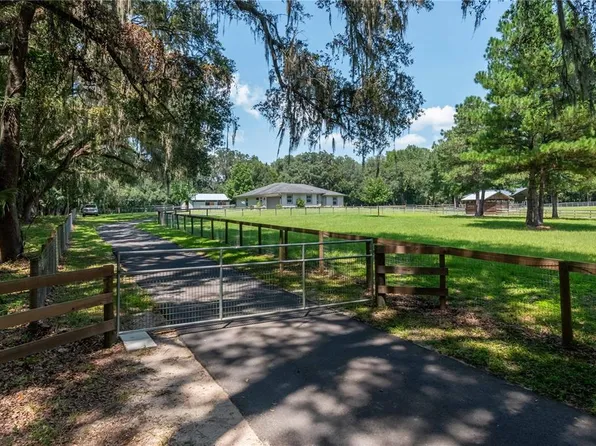 7869 NW 210th St, Micanopy, FL 32667
