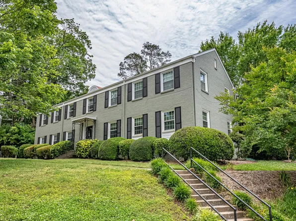 561 Wakefield Dr, Charlotte, NC