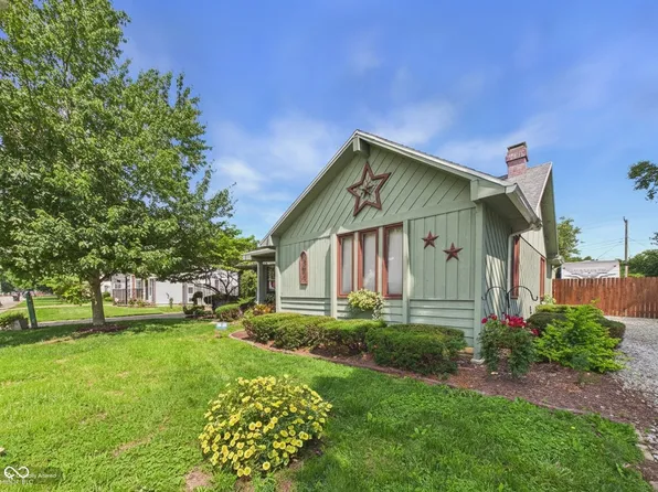 318 Vasbinder Dr, Chesterfield, IN 46017