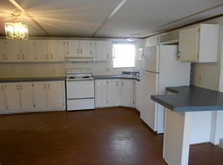 127 Running Root Ln, Maysville, NC 28555