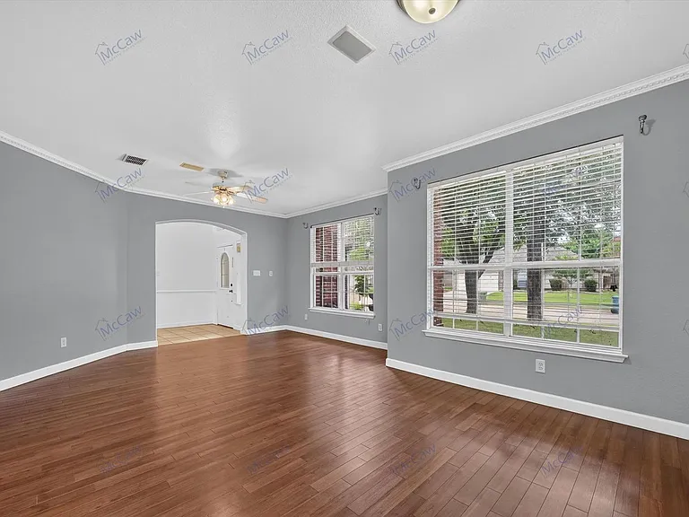5101 Timberland Pkwy — Photo 19