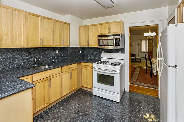Sold by Halstead Real Estate | media 9