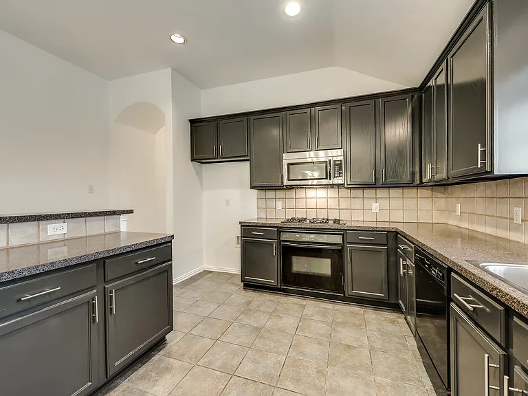 5201 Crossvine Ln — Photo 6