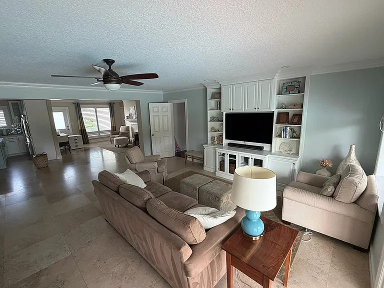 248 Codrington Dr — Photo 12