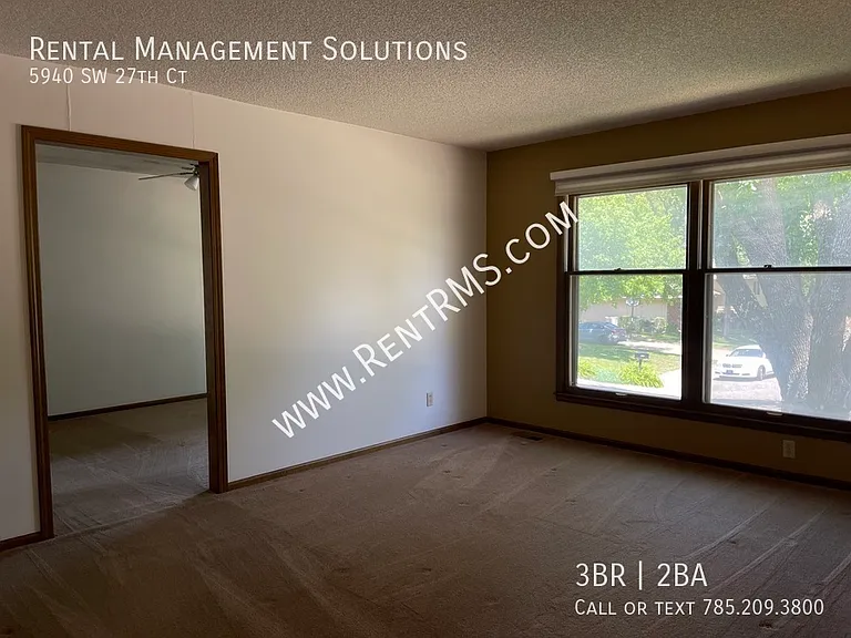 5940 SW 27th Ct — Photo 7