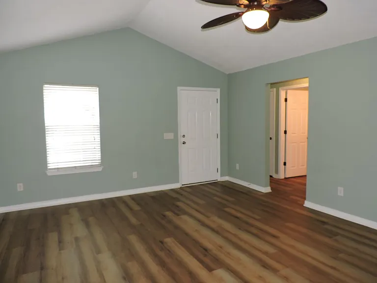 5917 Last Big Tree Ln — Photo 15