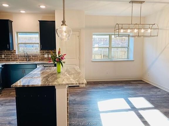 3rd image of 3904 Brownway Ct