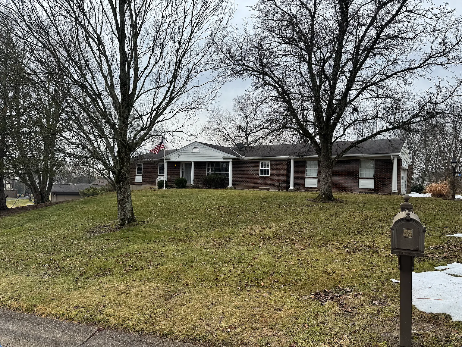 7979 Count Fleet Ct photo 1