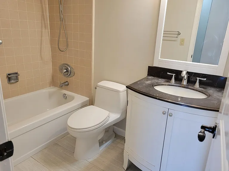 1013 Tulip Dr — Photo 28