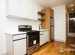 379 S 5th St #3Q, Brooklyn, NY 11211