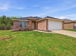 929 Haley Dr, Dallas, TX 75253