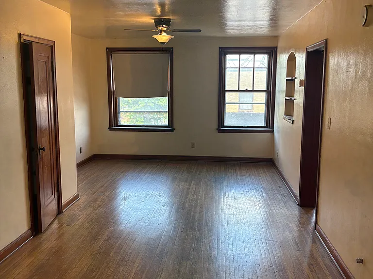 208-210 State St N #1 — Photo 1