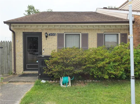 4201 Macarthur Rd, Virginia Beach, VA 23453