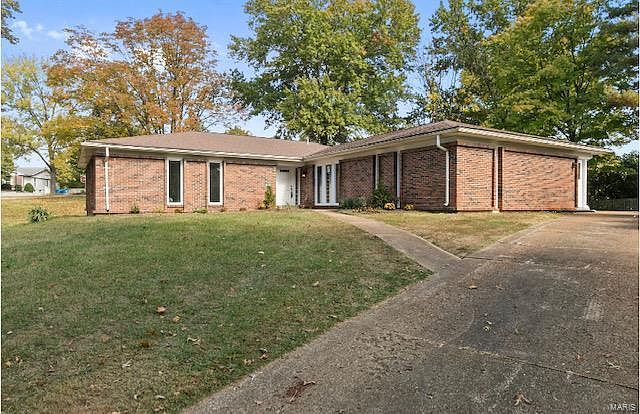 1st image of 304 Bright Meadows Dr