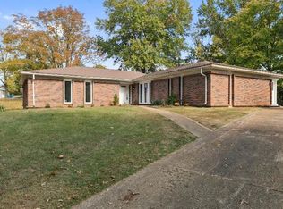 304 Bright Meadows Dr, Ballwin, MO