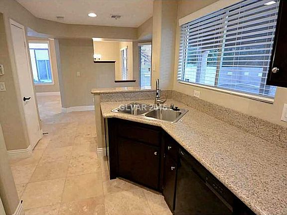 3rd image of 2505 Ellingson Dr