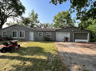 1404 W Columbia Ave, Champaign, IL