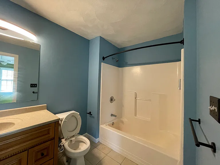 46 N Ashland St — Photo 6