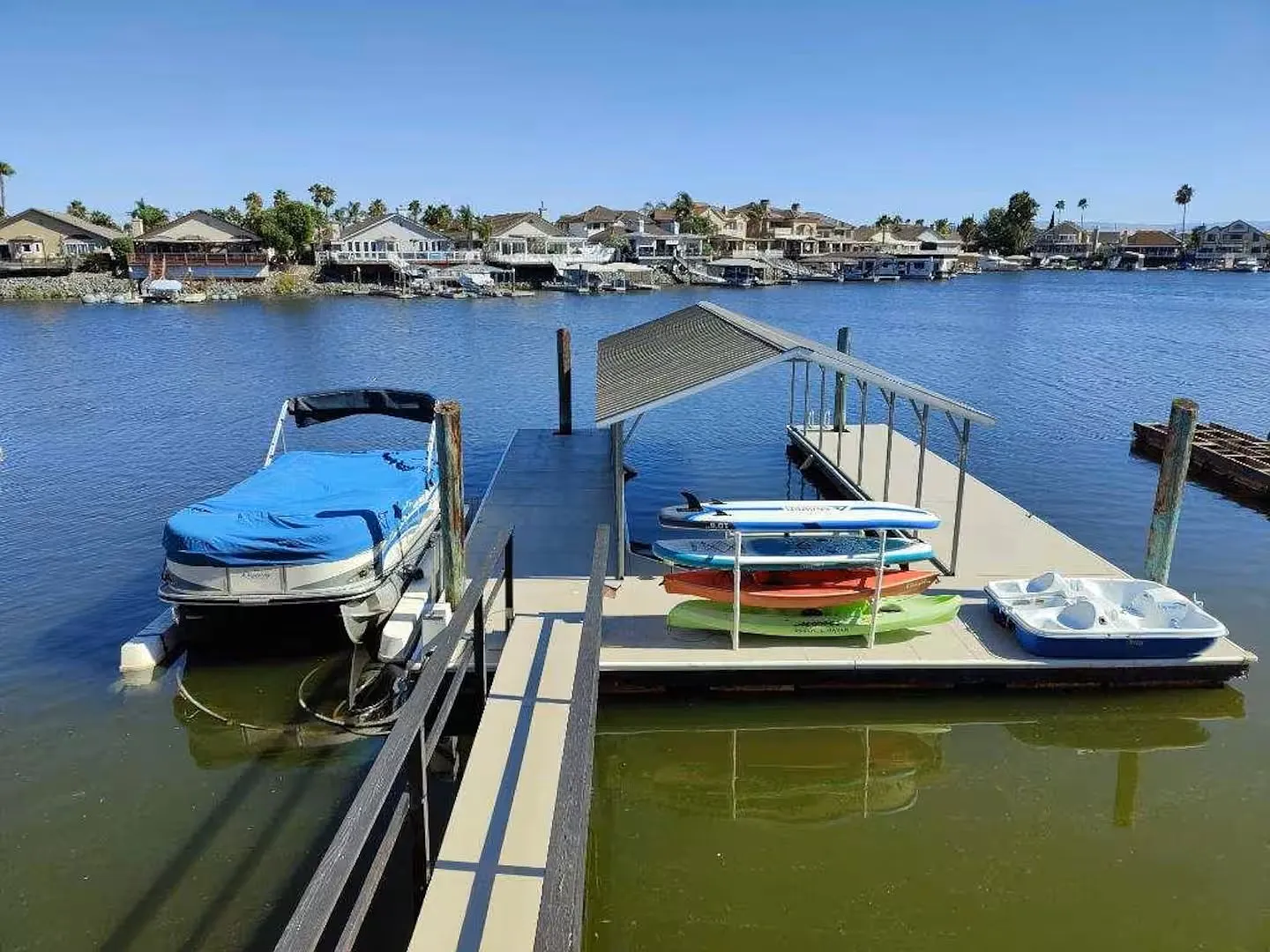 4 bed, 3000 sqft, $7,100 — Photo 2